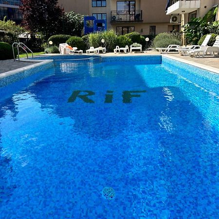 Голям Апартамент С Прекрасна Гледка Кьм Морето Ravda Extérieur photo